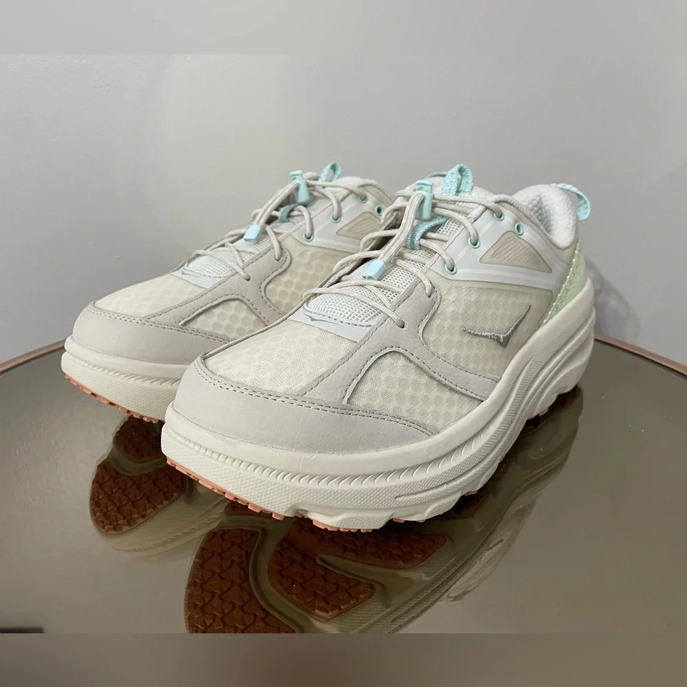 Hoka Bondi B3‎ Oat Milk Sneakers Men's 13 Women's 14 NWOB